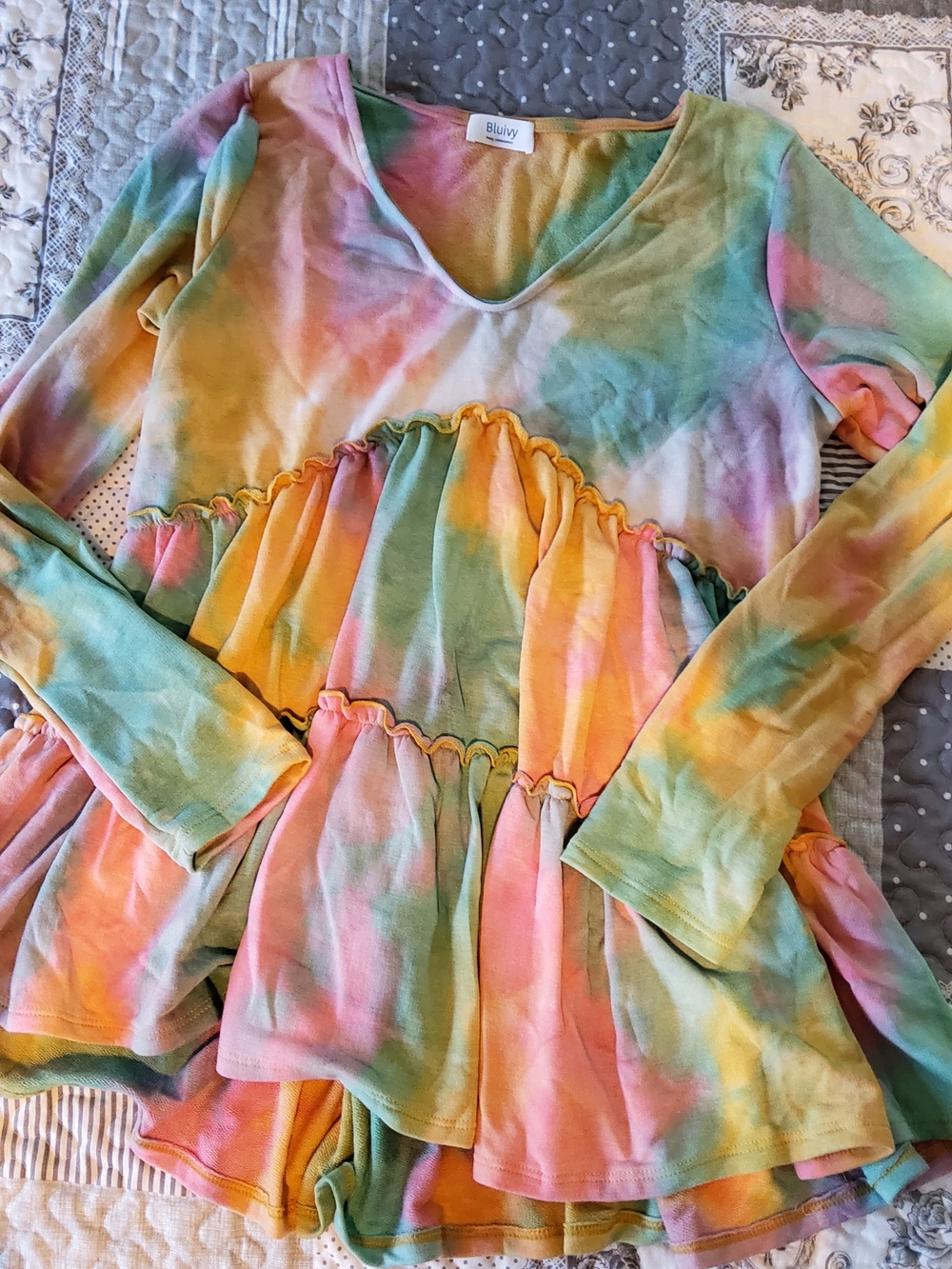 Bluivy Multicolor Tie-Dye Long Sleeve Peplum Top Medium Excellent Condition
